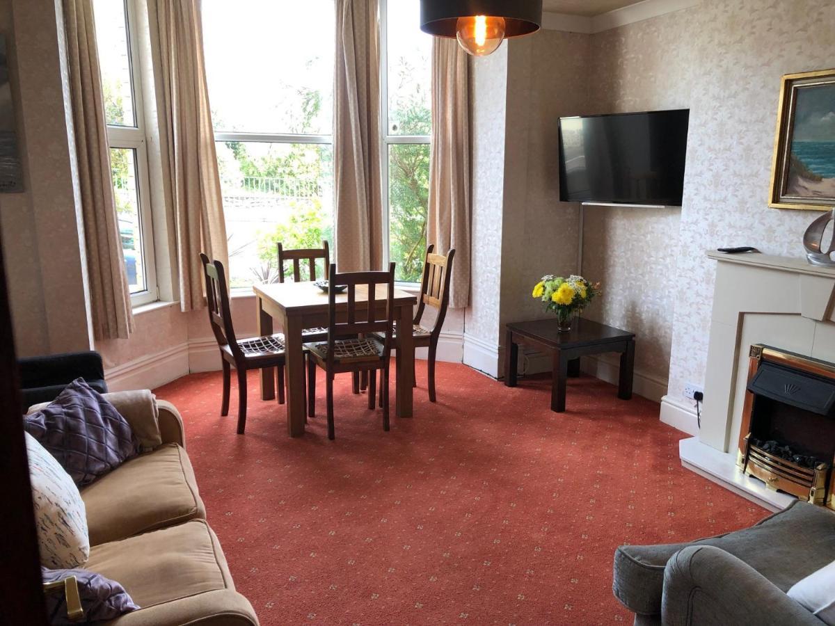 The Hutchinson Apartments Douglas Extérieur photo